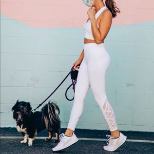 NWT Fabletics white high waisted gym leggings XS